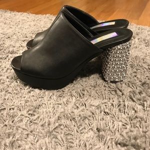 Daisy street mules